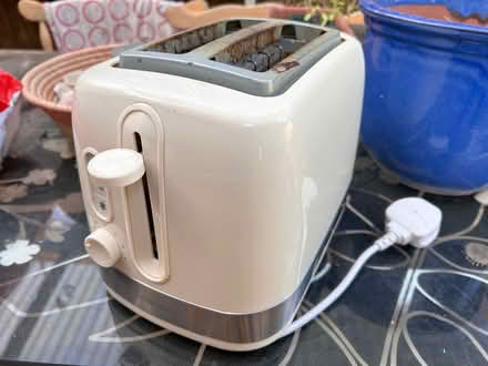 Photo of free Toaster (Chalfont St Giles HP8) #1