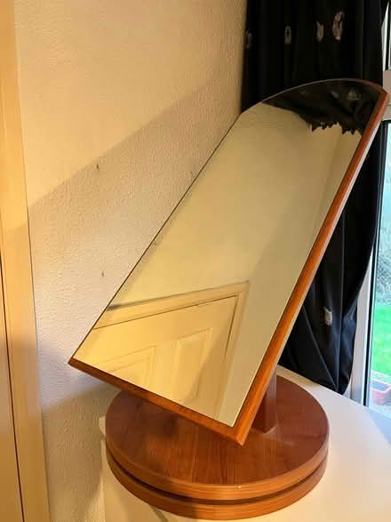 Photo of free Large freestanding mirror (CF83 Caerphilly) #1