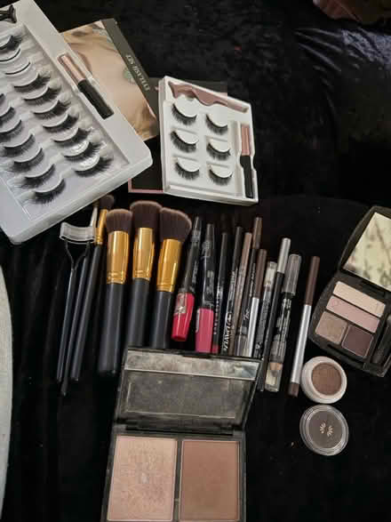 Photo of free Odd bits of makeup (Heartsease Norwich NR7) #1