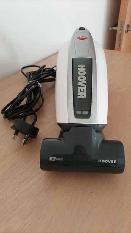 Photo of free Hoover Jovis+ Vacuum Cleaner (Cardiff City Centre, CF10) #1
