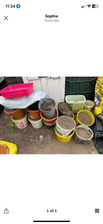 Photo of free top soil (guildford GU1) #1
