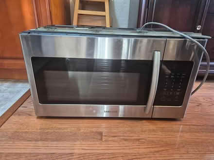 Photo of free Over the range Microwave (Lynnwood) #1