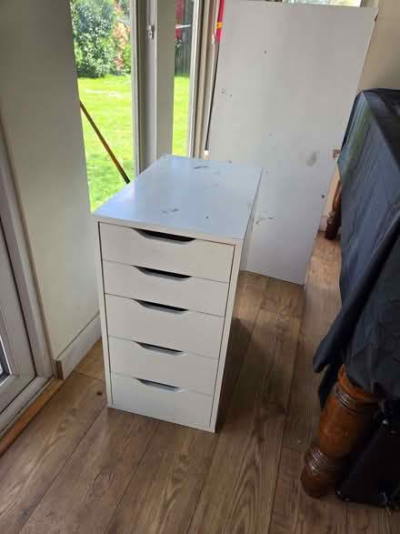 Photo of free Ikea desk and drawers (Sunningdale SL5) #2
