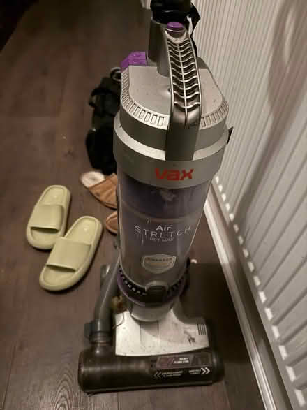 Photo of free WAX carpet cleaner (9 clumber road) #1
