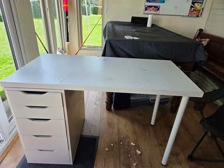 Photo of free Ikea desk and drawers (Sunningdale SL5) #1