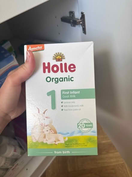 Photo of free Infant milk formula powder (Kensington Gardens W2) #2