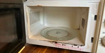 Photo of free Microwave (Caldicot NP26) #2