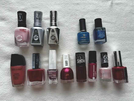 Photo of free Nail polish assortment (AL15GH) #1