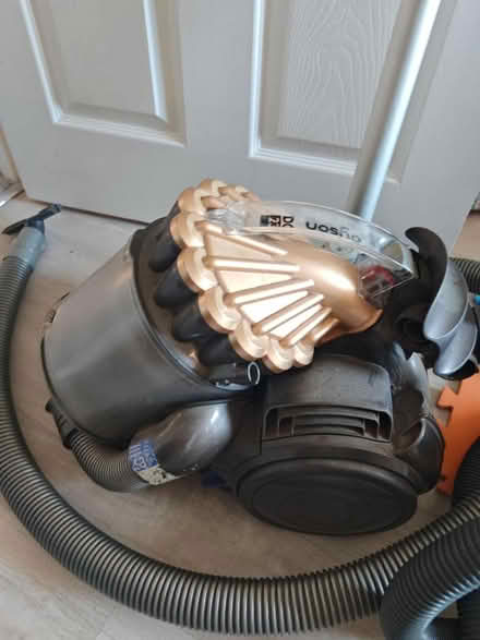 Photo of free Dyson hoover (Al100ud) #1
