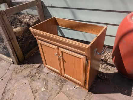 Photo of free 32" Bathroom Vanity (Hopkins, alley 16th Ave N) #4