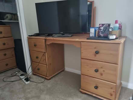 Photo of free Wood dresser (Bennetts End HP3) #1