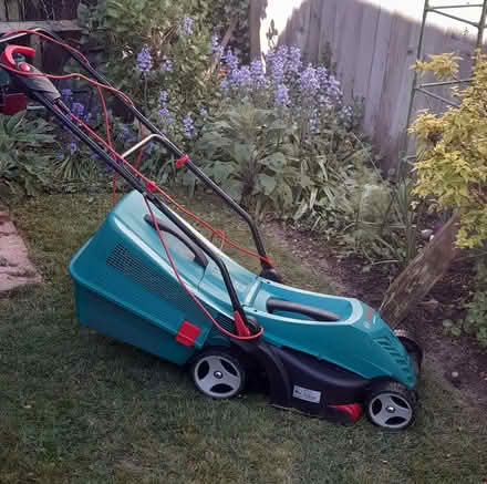 Photo of free Lawnmower (Lamorbey DA5) #1