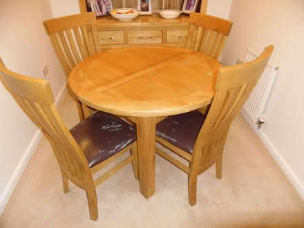 Photo of free Dining room table and chairs (Upton CH2) #2