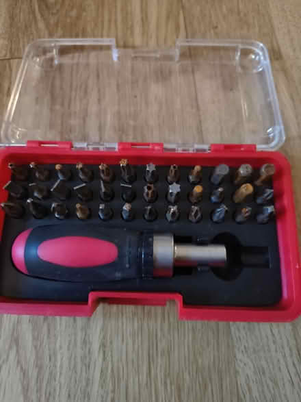 Photo of free Screwdriver set (Home GU227) #2