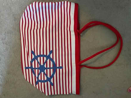 Photo of free Large reusable bag 98/Gibson (98th/I-40) #1