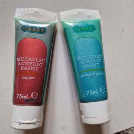 Photo of free metallic acrylic paint (Combe Down BA2) #1