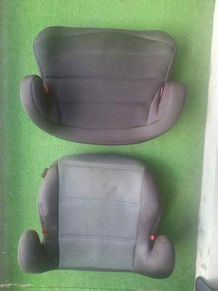 Photo of free Booster seat × 2 (Hemel Hempstead HP2) #1