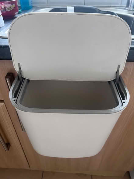 Photo of free Food waste bin (Abraham Heights LA1) #2