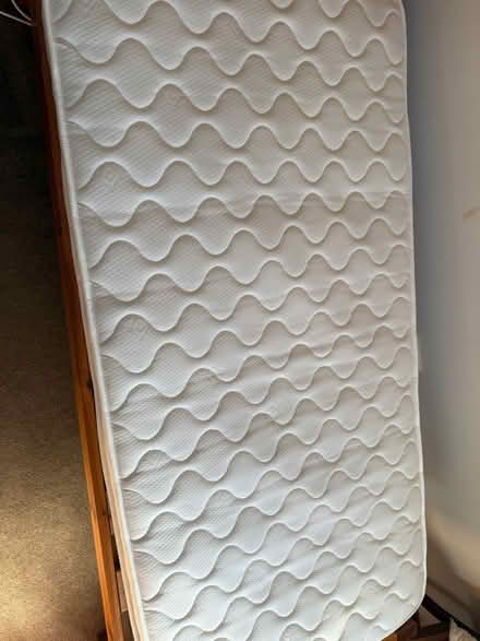 Photo of free Single mattress excellent condition (Astwood Bank B96) #4