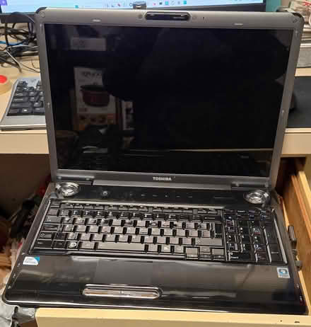 Photo of free Toshiba Satellite P300 Laptop (Kanata Lakes) #3