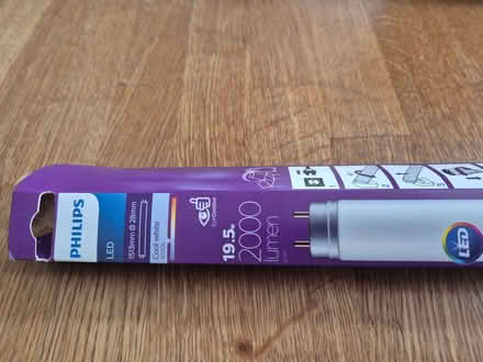 Photo of free LED Tube Light (Tranmere Park LS20) #1