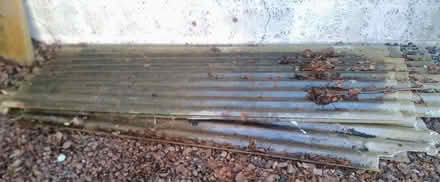 Photo of free 5 or 6 old style corrugated plastic (Old Park BT14) #1
