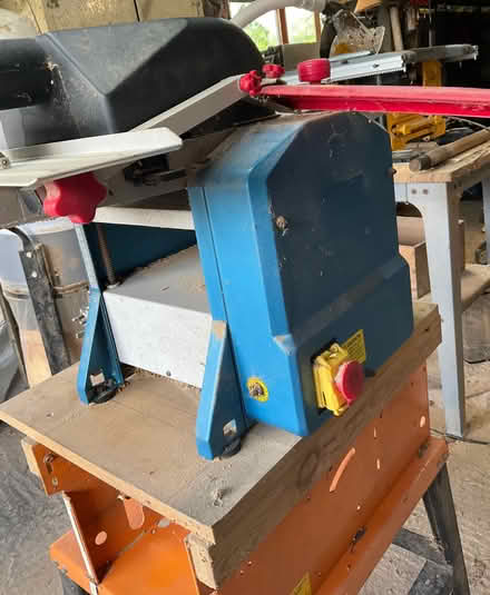 Photo of free planer - thicknesser. clarke brand (Weir Green GL2) #2
