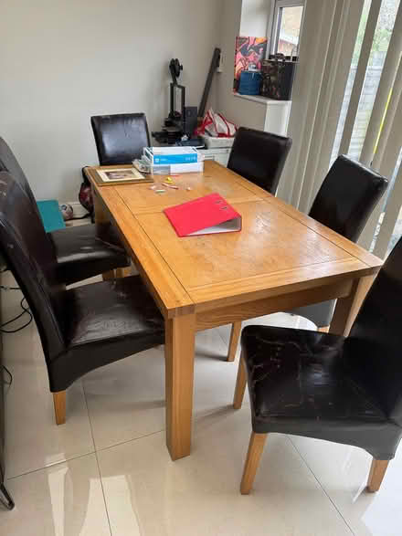 Photo of free Oak dining table and 6 chairs (South Woodford E18) #1