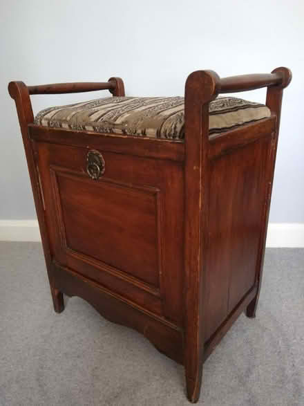 Photo of free Piano stool - wooden (Teddington TW11) #1