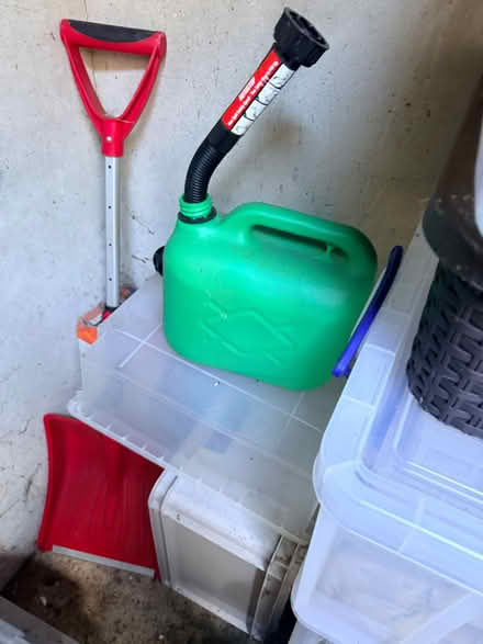 Photo of free Petrol container never used (Barnes SW13) #1