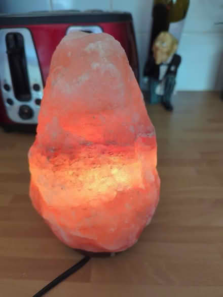 Photo of free rock salt lamp (Shippon OX13) #1