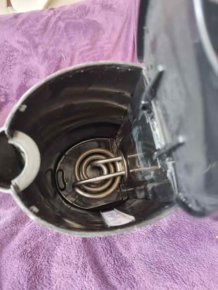 Photo of free Electric kettle (Kingsway BA2) #3