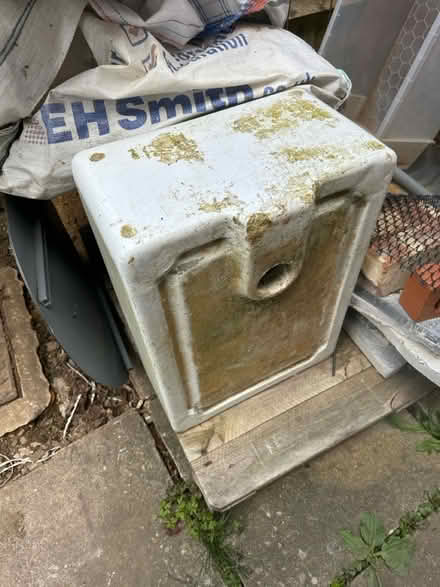 Photo of free Belfast sink (St Giles HP8) #1