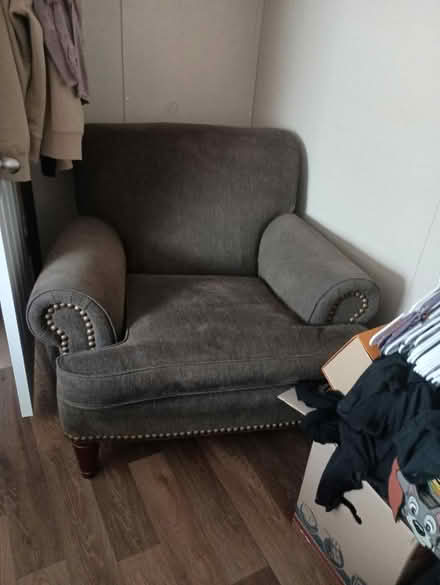 Photo of free Oversized single seat (Bernalillo nm) #1