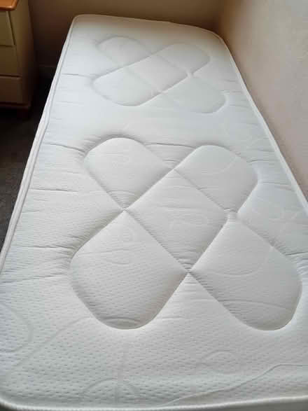 Photo of free Single orthopedic mattress (Edinburgh eh11) #1