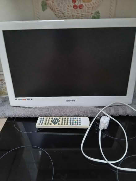 Photo of free Television (Freehold LA1) #1