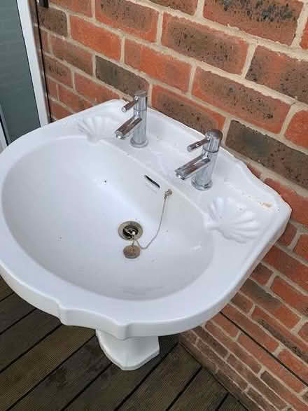 Photo of free Sink and pedastal (Totley S17) #2