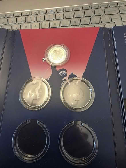 Photo of free 80 victory in Europe 1945- 2025 coin and folder (West Oxfordshire OX28) #3