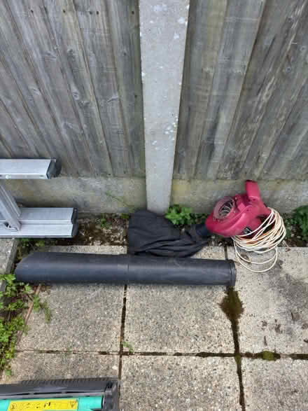 Photo of free Leaf blower (untested) (ME5) #1