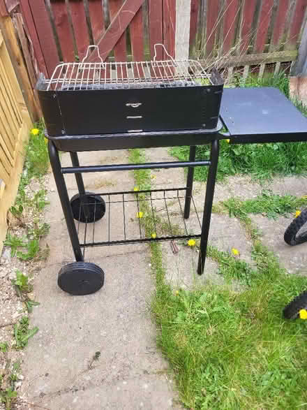 Photo of free BBQ (Brownsover CV21) #1