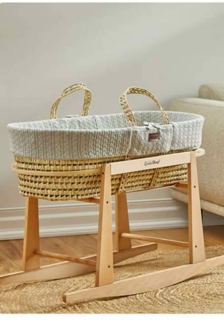 Photo of Moses basket with Stand (Canons Corner HA7) #3