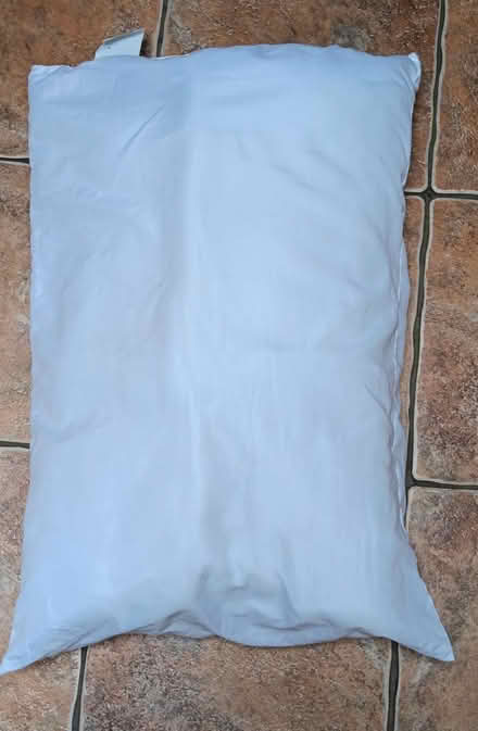 Photo of free Slumberdown Hollowfibre Pillow (Dalkey) #3
