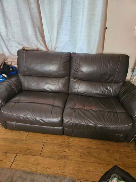 Photo of free 3 seater manual recliner sofas (Elmers End BR3) #1