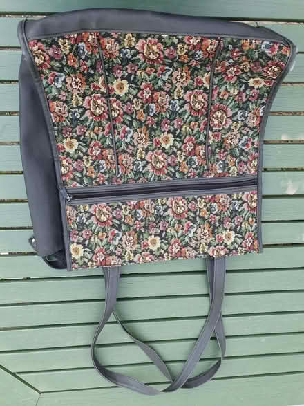 Photo of free Zipped Shopping Bag 14 inch x 12.5 inch (Booker HP12) #1