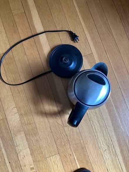 Photo of free Hamilton Beach Electric Kettle (Stoughton) #2
