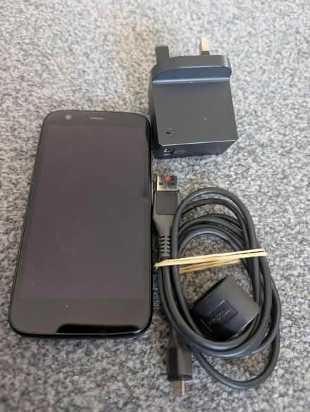 Photo of free Motorola mobile (Southsea PO5) #1