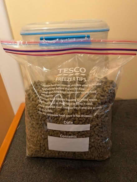 Photo of free Guinea pig nuggets (Chesser EH14) #1