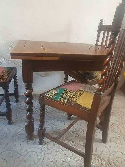 Photo of free Table and 4 chairs (Hemel Hempstead HP2) #1