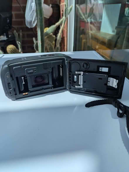 Photo of free Pentax zoom90-WR film Camera ( old & untested) (Burnham SL1) #4