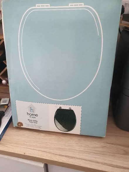 Photo of free Black glitter toilet seat (Elstow MK42) #1